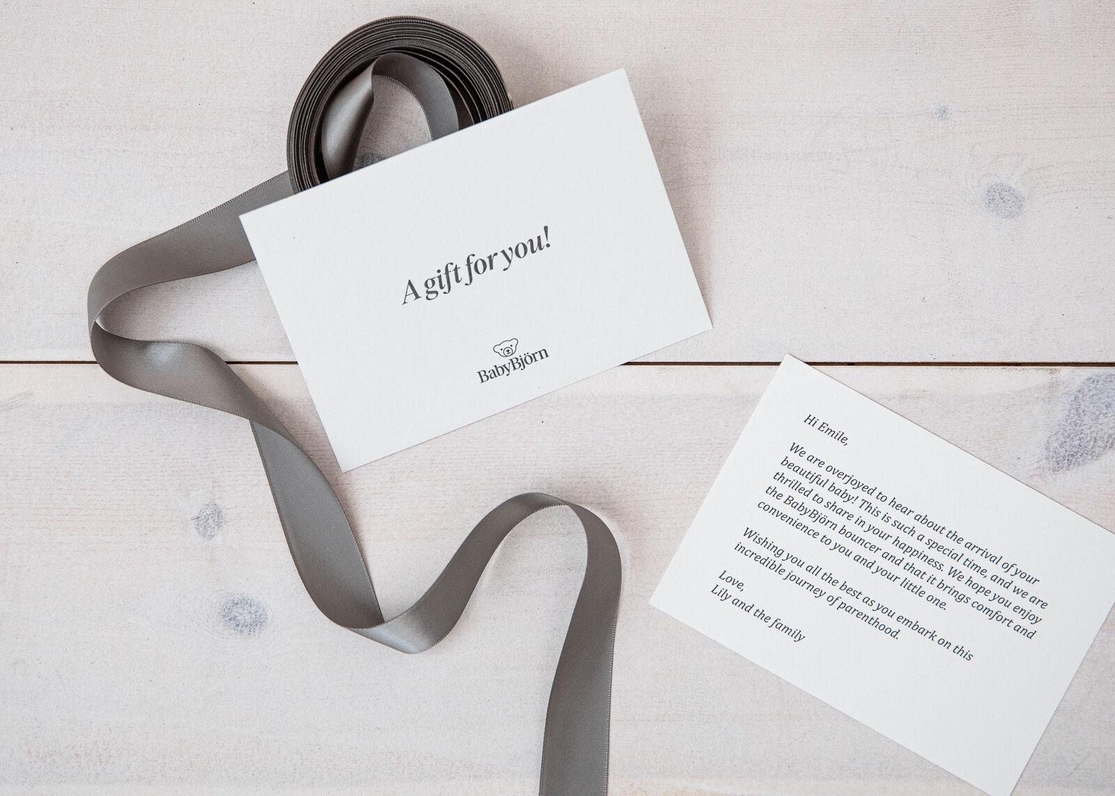 Gift wrapping with personal gift message - BabyBjörn