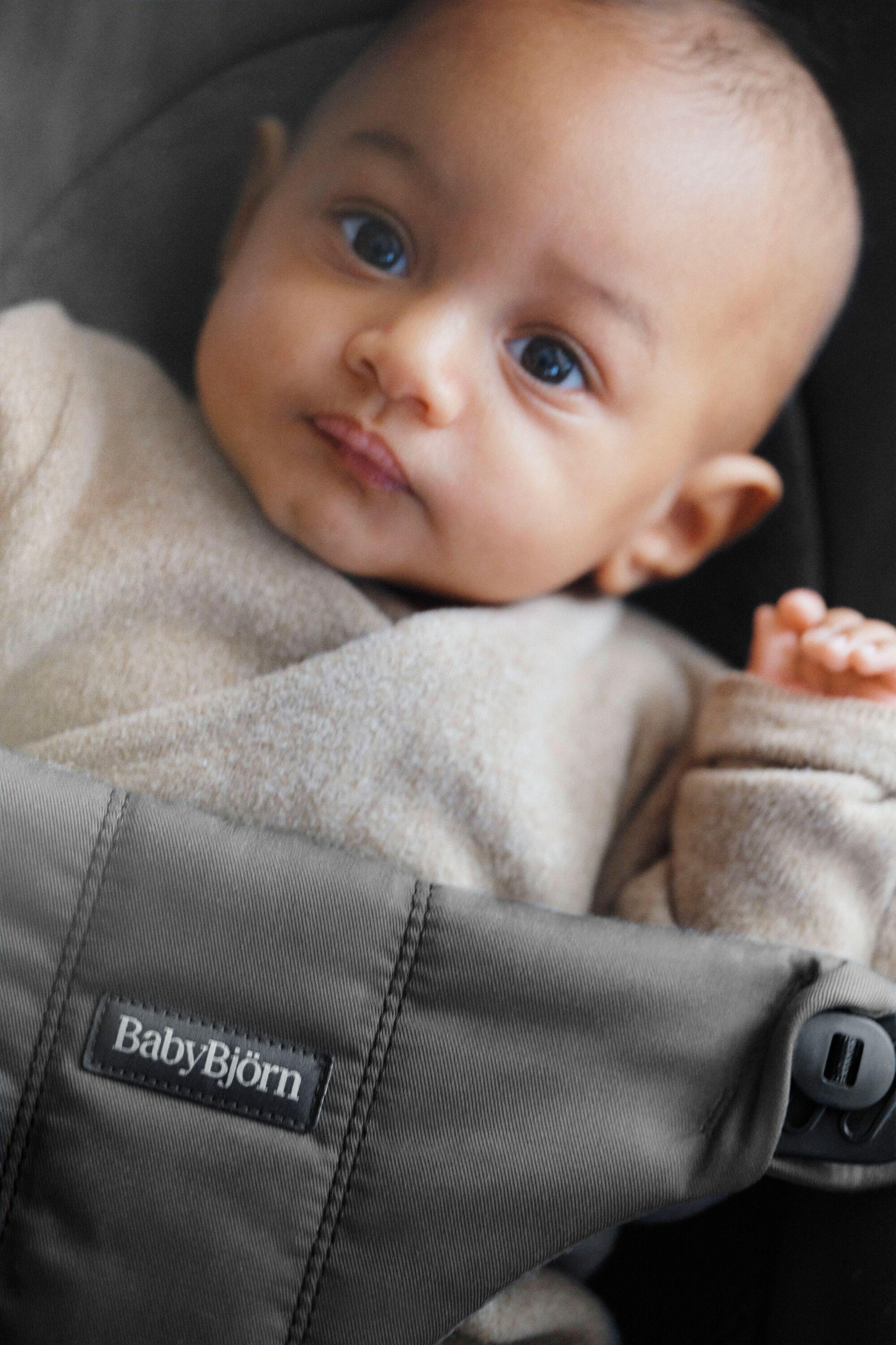Bouncer Balance Soft in Dark gray Woven/Jersey Tri-Fabric - BabyBjörn